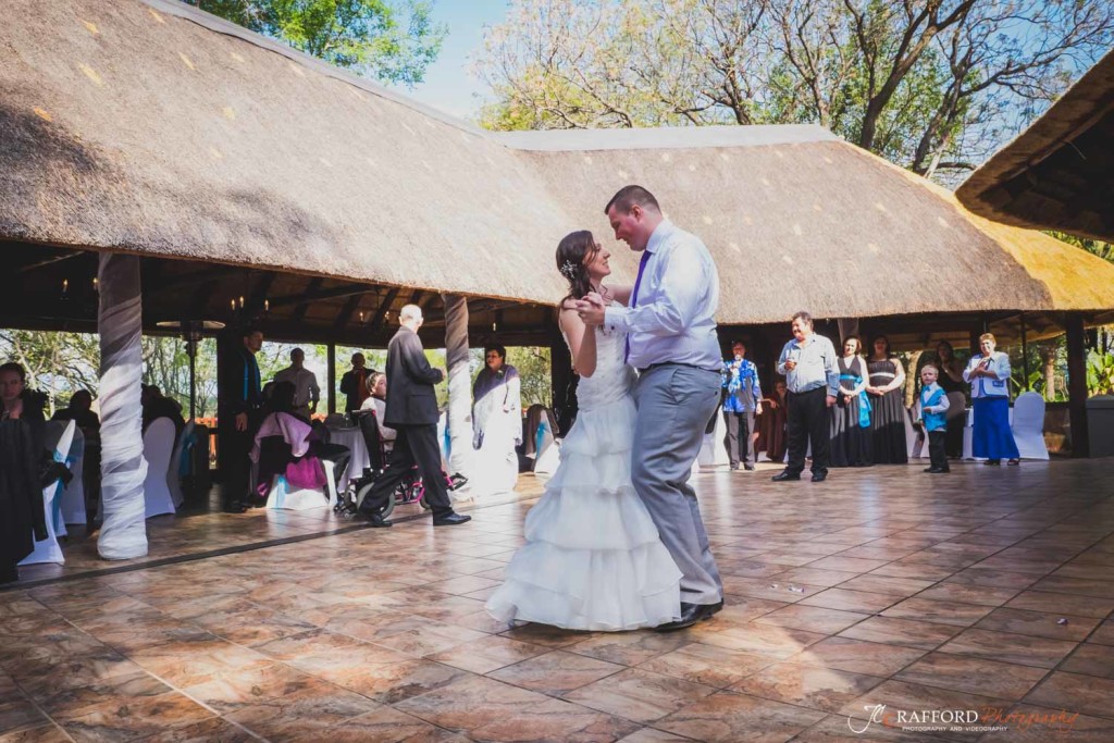 Roodevallei Wedding photography by JC Crafford Photography