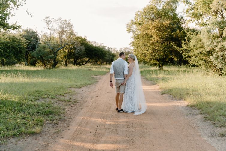 jc cRAFFORD WEDDING PHOTOGRAPHER AT KWALATA GAME lODGE dINOKENG (24 of 31)