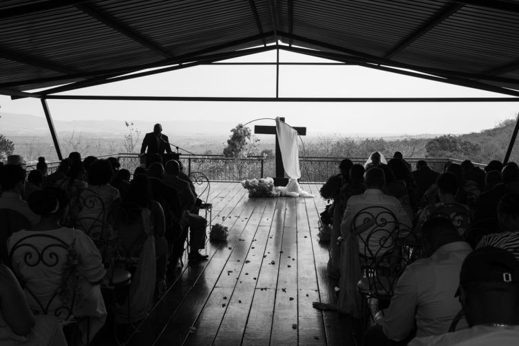 Red Ivory Wedding Photography