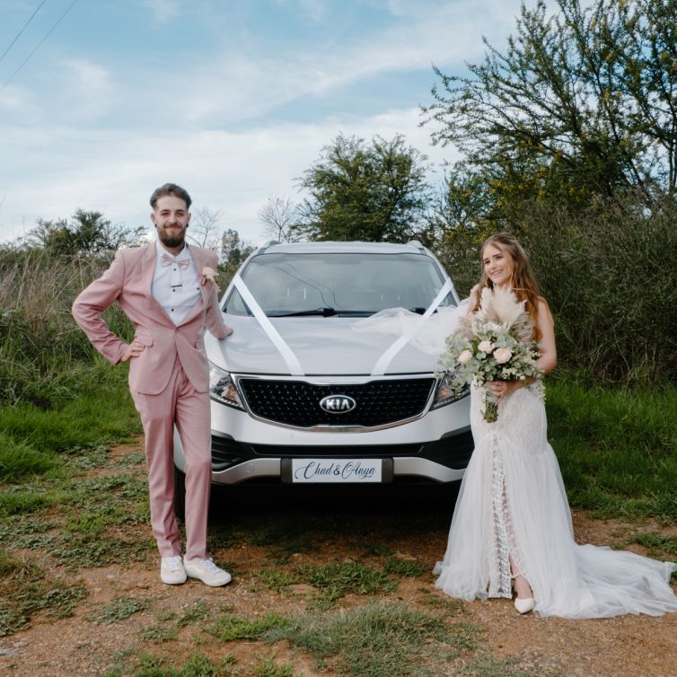 Chad and Anya Riverside Castle Wedding U-16